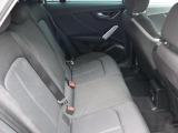 Audi正規ディーラーが高品質をお約束。高度な訓練・教育を受けたAudi専任メカニックが、100項目にもおよぶ精密な点検を実施。すべてクリアしたAudi車だけ、あなたのお手元に届けられるのです