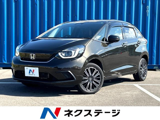 フィット1.5 e:HEV ホーム メゾン20周年特別仕様車