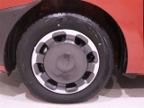 ■装着ホイール■  スチールホイール&車体デザインにマッチングしたホイールキャップです。