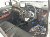 気になる車はすぐにお問い合わせください!画面右側の0066から始まる無料ダイヤルからお問い合わせ下さい!専門スタッフがお車のご質問にお答えいたします!