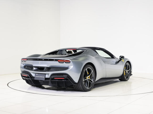 フェラーリ 296GTS F1 DCT の中古車詳細 (600km, グリジオチタニオ