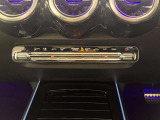 こちらの車両は「メルセデス・ベンツあざみ野」にて展示中でございます。営業時間は10:00〜18:00、年末年始以外定休日はございません。お問合せはフリーダイヤルもしくは045-904-1484までお気軽にご連絡ください。