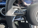 メモリー付きパワーシートが装備されている車両はシートの位置・ドアミラーの角度・ハンドルの位置を3名まで記憶出来ます。