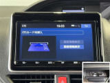 ナビ連動ETC付きです。高速道路料金所での小銭の出し入れや雨天時における窓の開け閉めなどの煩わしさが解消できます。料金所の通過もスムーズで快適ですよ。☆使用履歴表示や音声案内もしてくれます☆