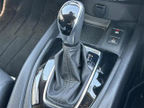 気になる車はすぐにお問い合わせください!画面右側の0066から始まる無料ダイヤルからお問い合わせ下さい!専門スタッフがお車のご質問にお答えいたします!