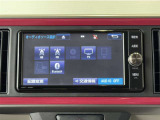 Bluetooth対応、CD/DVD再生機能付き。お好きな音楽を聴きながらのドライブは楽しいですよね〜♪