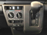 ATシフトで運転も楽々です。