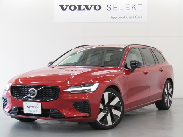 V60 リチャージ PHEV T6 AWD アルティメット 4WD 