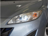 【HIDヘッドライト】明るく運転しやすいディスチャージヘッドライトです。明るく照らすので暗い夜道からお客様を守ってくれます。お近くの広島マツダまでお越しください。