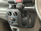 納車前には全車専用機械でクリーニングおこなっています!隅々までキレイに仕上げてからお渡しします!
