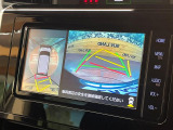 【パノラミックビューモニター】専用のカメラにより、上から見下ろしたような視点で360度クルマの周囲を確認することができます☆死角部分も確認しやすく、狭い場所での切り返しや駐車もスムーズに行えます。