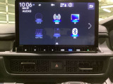 ナビゲーションはフルセグTV、インターナビ対応のGathers純正メモリーナビを搭載しています。Bluetoothオーディオ機能がありますので、スマートフォンなどの音楽も再生できます。