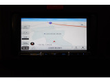 カロッツェリア製ナビ(AVIC-RZ712)を装備しています。