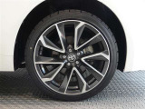R6年式夏タイヤ225/40R18ダンロップ製です。