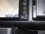 AUX端子