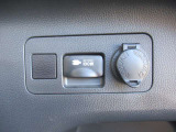 【アクセサリーコンセント】キャンプやスポーツ、アウトドアでのアクティビティはもちろん、災害・停電の際に助けにもなるAC100Vコンセントを装備♪ケータイやタブレット、ゲーム機器の充電にも