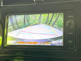 【バックカメラ】駐車時に後方がリアルタイム映像で確認できます。大型商業施設や立体駐車場での駐車時や、夜間のバック時に大活躍!運転スキルに関わらず、今や必須となった装備のひとつです!