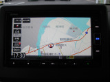 ナビ搭載車!地デジやDVD鑑賞もできます♪