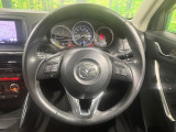 【純正革巻きステアリング】上質な革を使用することで、手にしっかり馴染みとても運転しやすいハンドルです♪