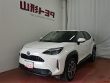 人気コンパクトSUV ヤリスクロスです!運転しやすいコンパクトボディーに、4WD。雪道の運転も安心ですね♪