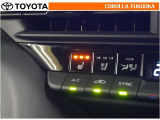 シートヒーターは、寒い日のドライブも快適に!寒い日に冷えやすい脚部に快適なぬくもりを伝えます。