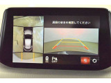 バックガイドモニターで、後方を確認しながら安心して駐車することができます。運転初心者も熟練者も必須の機能ですよ!