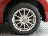 R7年式夏タイヤ165/65R14ダンロップ製です。