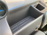 店舗にて現車の確認もいただけますので、お電話で在庫のご確認の上是非ご来店くださいませ!!!//////