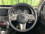 【純正革巻きステアリング】上質な革を使用することで、手にしっかり馴染みとても運転しやすいハンドルです♪