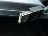 USBソケットも付いてスマホの充電など様々な用途に使用でき便利です