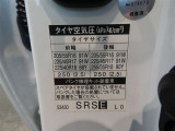 タイヤ基準サイズ前 205/55R16   225/45R17   225/40R18後  205/55R16     225/45R17     255/35R18