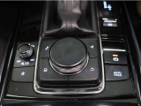 電動パーキングブレーキとオートホールド機能付きです。