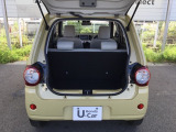 トランク荷室十分な容量あります。