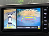 【パノラミックビューモニター】専用のカメラにより、上から見下ろしたような視点で360度クルマの周囲を確認することができます☆死角部分も確認しやすく、狭い場所での切り返しや駐車もスムーズに行えます。
