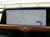 DCM(専用通信機)を装備したコネクティッドナビです。なお無償でのご利用期間は限定(令和9年10月まで)されています。詳しくは営業スタッフにお問い合わせください。