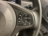 クルーズコントロールを装備しています。高速道路などで一定の速度で走ってくれるので運転が楽ですよ!速度を設定できますので、スピードの出しすぎにも注意できます。