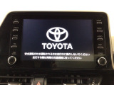 ナビ搭載車です!ナビがあれば初めての道でも安心して運転でき、よりドライブも楽しめますね♪また、スマートフォンに接続すると、音楽を聴くことができます♪