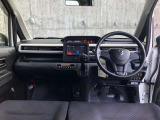 ワイドな視界を確保して、運転しやすいインパネデザイン。