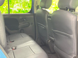 運転席側後部座席