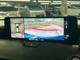 【360°ビューモニター】専用のカメラにより、上から見下ろしたような視点で360度クルマの周囲を確認することができます☆死角部分も確認しやすく、狭い場所での切り返しや駐車もスムーズに行えます。