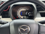 ◆チルト&テレスコピックステアリング◆ドライバーのさまざまな体格に応じて適切な運転姿勢を取りやすいよう、ハンドルの前後位置と高さを調整できます◆