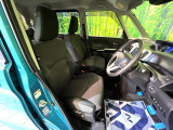 運転席シート廻りは使用感も少なく、良好な状態となっています。丁寧に使われていたことがよくわかりますね。