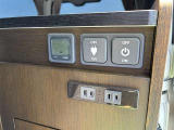 こちらに電源の各種がございます。