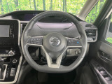 【純正革巻きステアリング】上質な革を使用することで、手にしっかり馴染みとても運転しやすいハンドルです♪