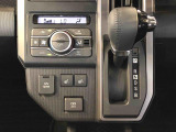 温度を設定すれば、自動で車内の温度管理をしてくれる優れものです♪ATミッションで運転楽々