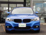 BMW在庫保有台数常時100台以上!ご来店の際はBMW本店(厚木市下荻野140-1)にご来店ください!弊社自慢の全天候型ショールーム!BMW在庫保有台数常時100台以上ございます!