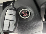 気になる車はすぐにお問い合わせください!画面右側の0066から始まる無料ダイヤルからお問い合わせ下さい!専門スタッフがお車のご質問にお答えいたします!