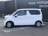 小さな車に大きな使い道。軽背高わごんという新しいジャンルを切り開いたワゴンR。その先進性は代々受け継がれています