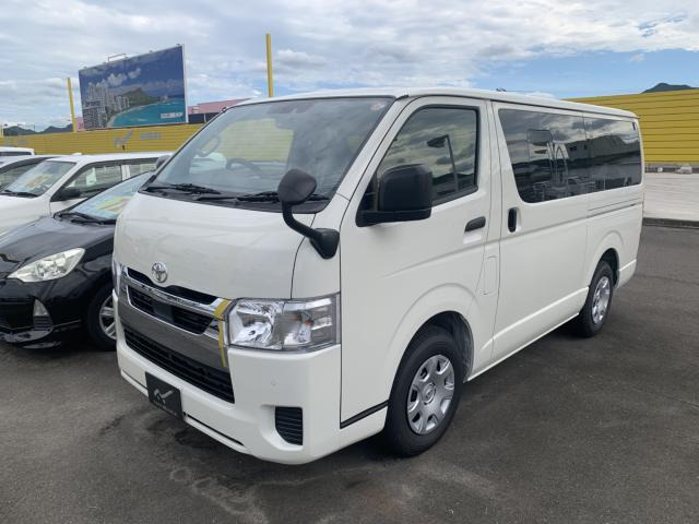 ハイエースバン 2.0 DX GLパッケージ ロング 登録済未使用車