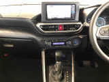 温度を設定すれば、自動で車内の温度管理をしてくれる優れものです♪ATミッションで運転楽々